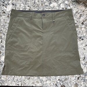 REI Olive Green Women's Skort EUC